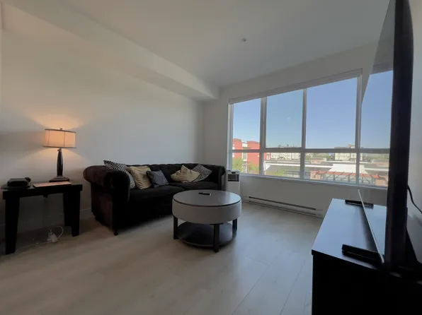 (undisclosed Address), Abbotsford, BC V2T 0E4