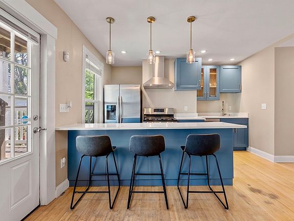 5th image of 21 Lamson St #2