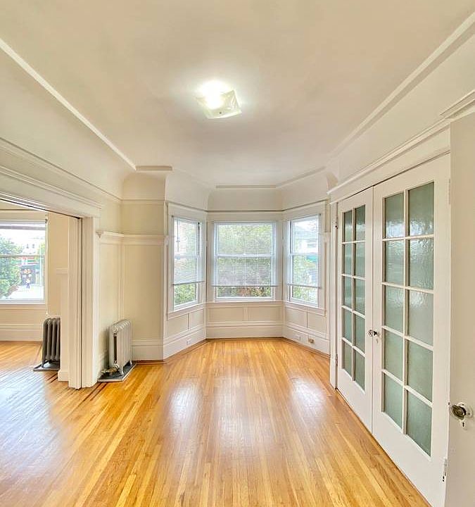 1st image of 410 15th Ave #5