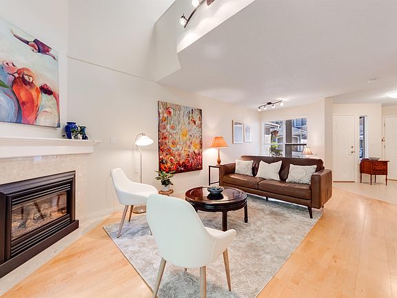 3rd image of 650 Roche Point Dr #49