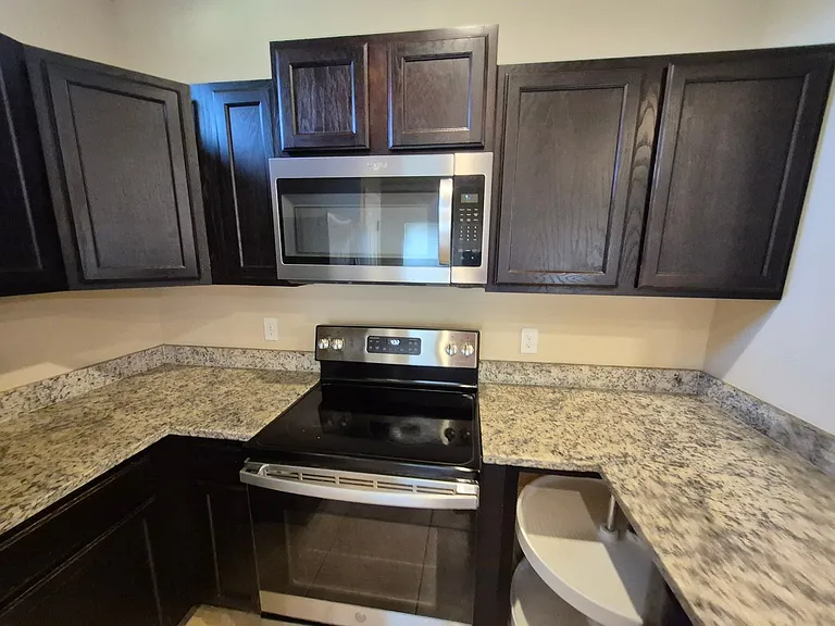 6515 Marcel Way #101 — Photo 7