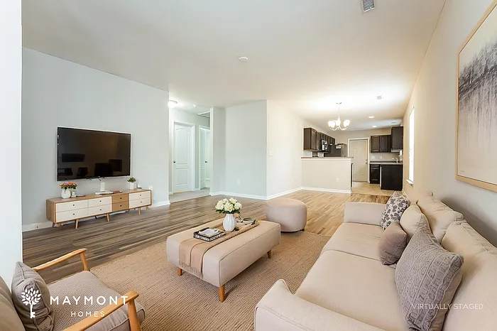 3 bed, 2.0 bath, 1241 sqft, $2,095 — Photo 4