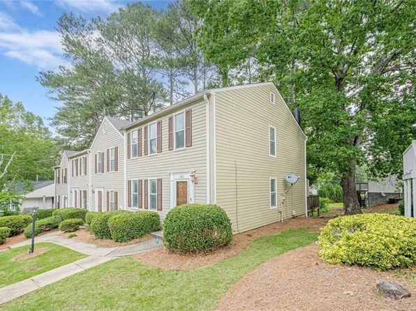 3403 Spring Harbour Dr, Atlanta, GA 30340