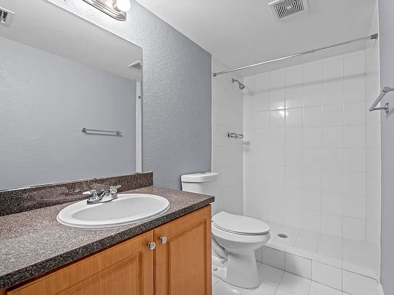 120 Sparrow Dr #205 — Photo 9