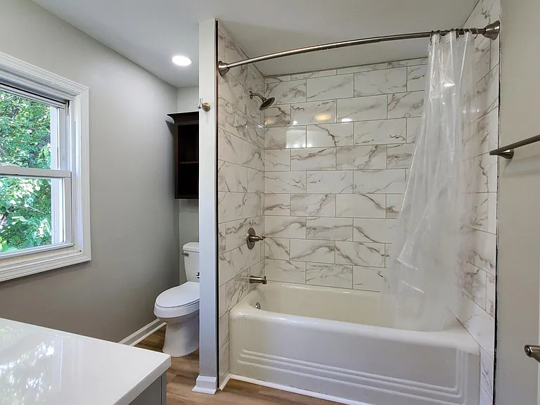 952 Lilley Ave — Photo 11