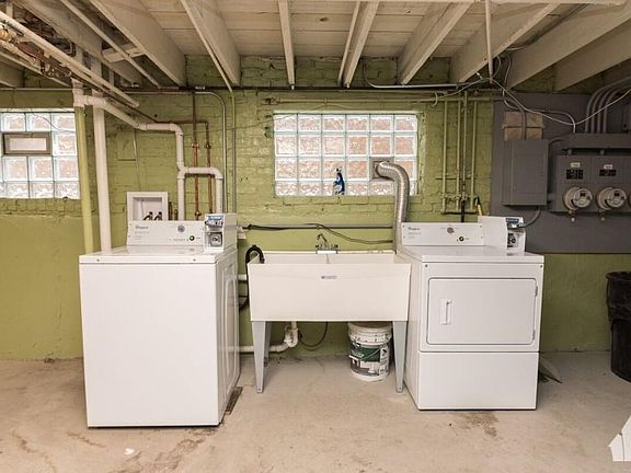 4th image of 4035 N Campbell Ave #2JC