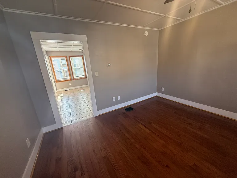 406 Court St #406 — Photo 8