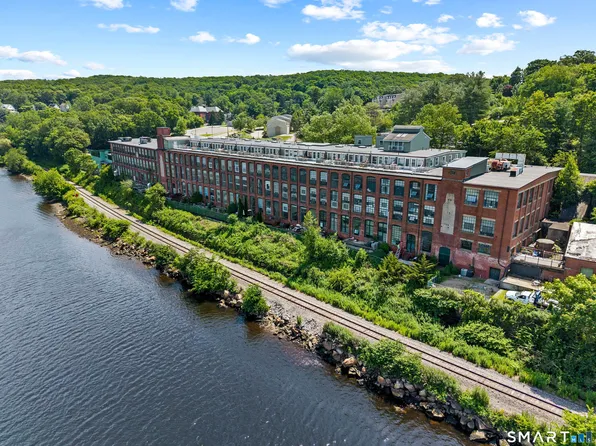 68 Thermos Avenue #110A, Norwich, CT 06360