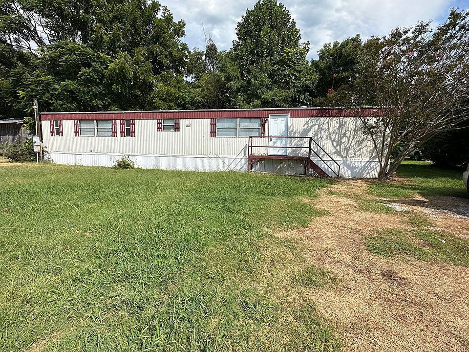 1st image of 155 Valentine Dr