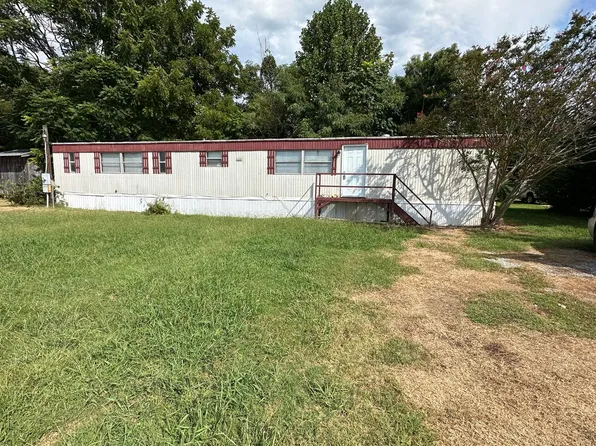155 Valentine Dr, Lynch Station, VA 24571
