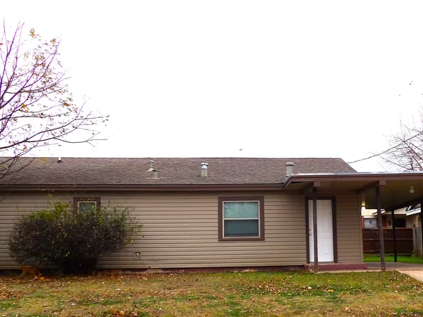 9 NW 13th St, Lawton, OK 73507