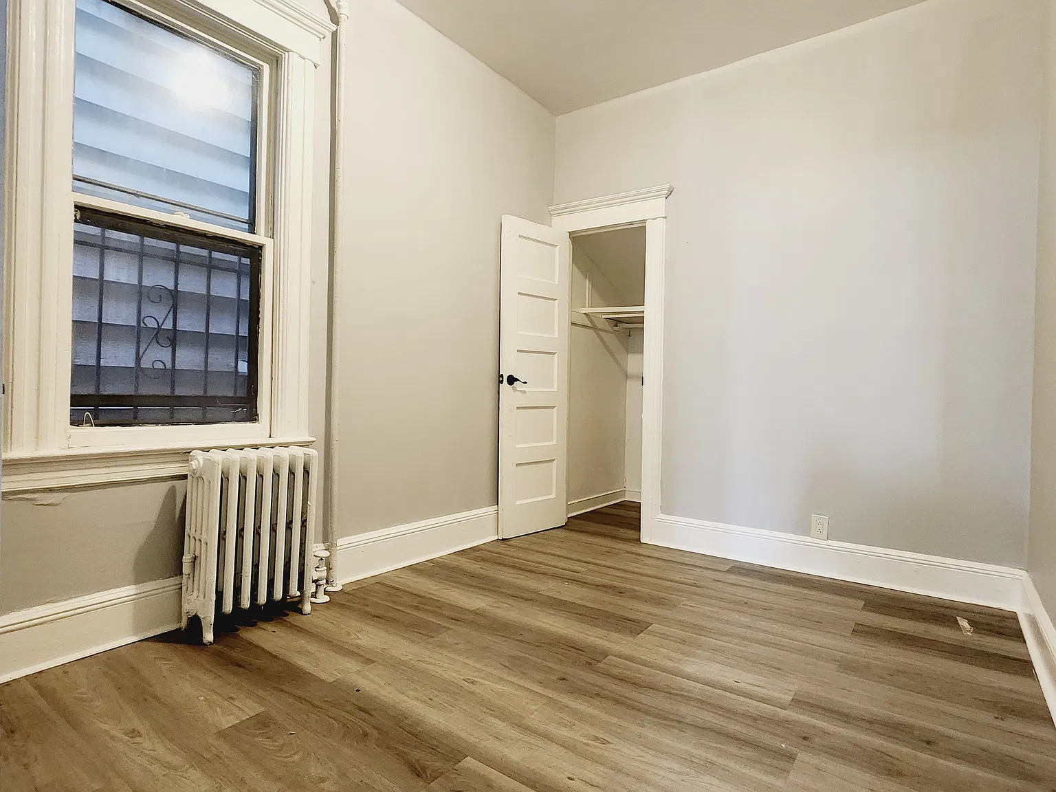 3 bed, 1000 sqft, $2,500 — Photo 4