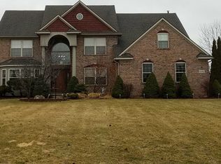 6461 Meadow Creek Dr, Dexter, MI