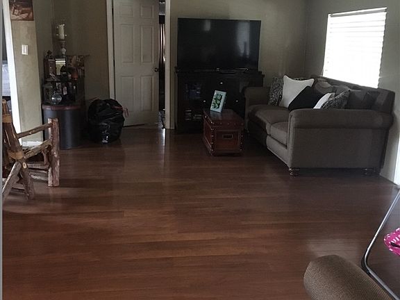 2nd image of 3890 Sipes Ln Space 129