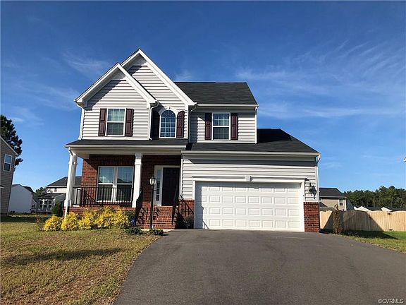 3rd image of 424 Daniel Bluff Ln