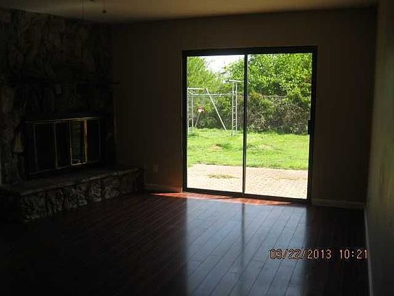 4th image of 7255 Hedge Ave