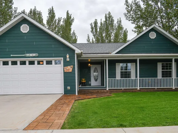 101 Sage Ave, Byron, WY 82412