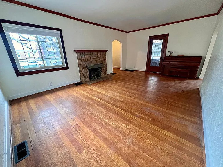 4943 Ralph Ave #1 — Photo 2