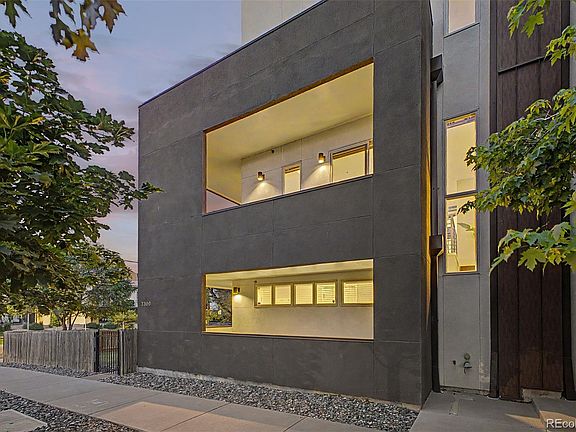 2nd image of 3300 W 19th Avenue