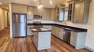 2nd image of 203 Zion Dr