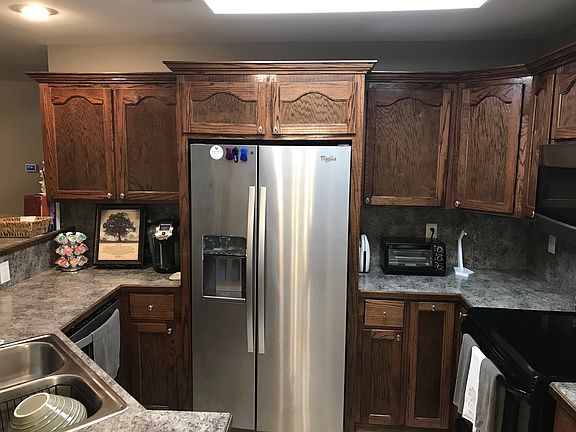 5th image of 108 Hedge Hill Dr