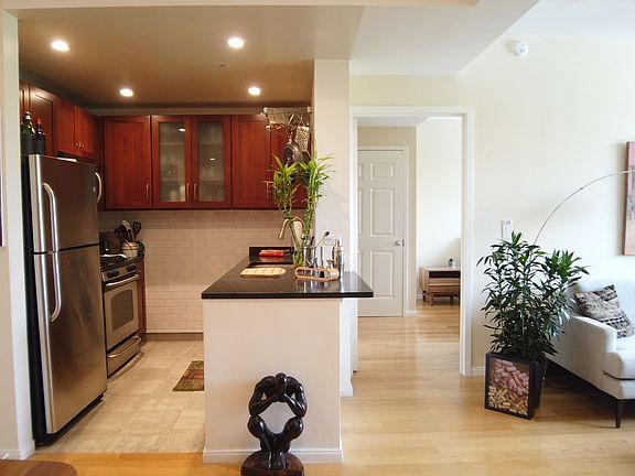 5th image of 68 Bradhurst Ave APT 8P