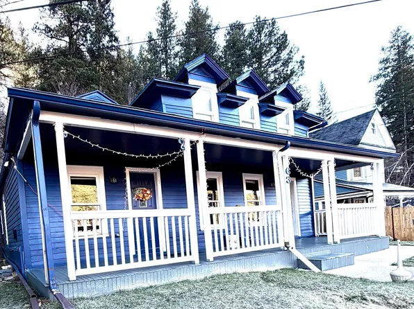 63 Stewart St, Deadwood, SD 57732