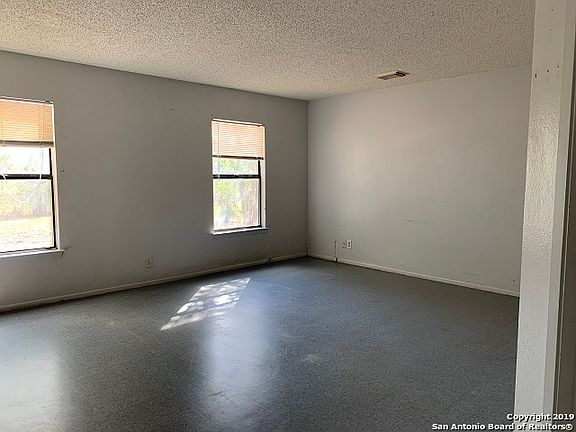 5th image of 9842 Echo Plain Dr