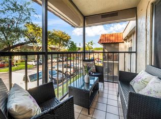 9724 Hammocks Blvd APT 203, Miami, FL 33196