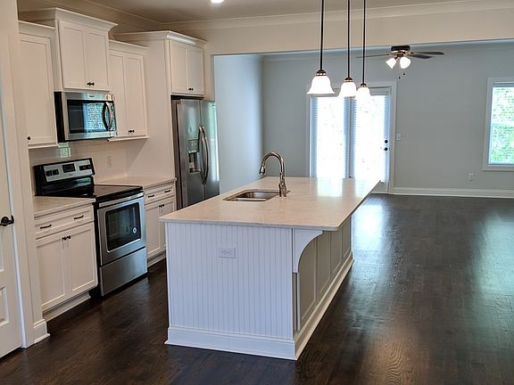 5th image of 8100 Lenox Creekside Dr Ste 5