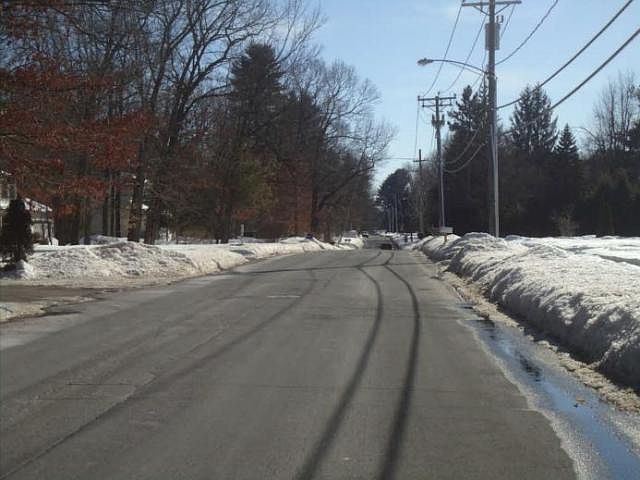 2nd image of 70 Merriman Rd
