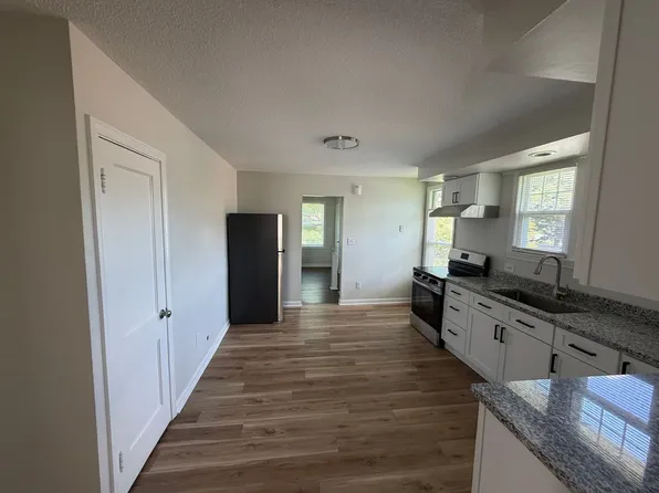 South Street Cromwell, 59 South St Unit 2, Cromwell, CT 06416
