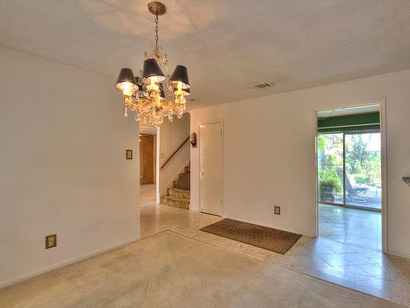 4th image of 11607 Sagepark Ln