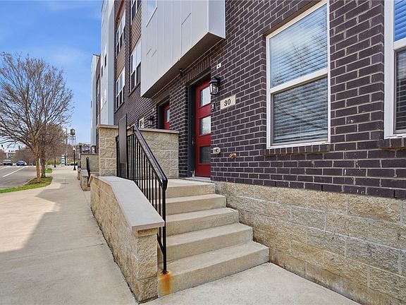 4th image of 30 S Patterson Blvd