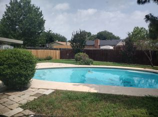 4101 Longstraw Dr, Fort Worth, TX 76137