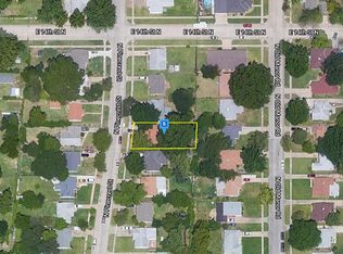 1442 N Pinecrest Ave, Wichita, KS 67208