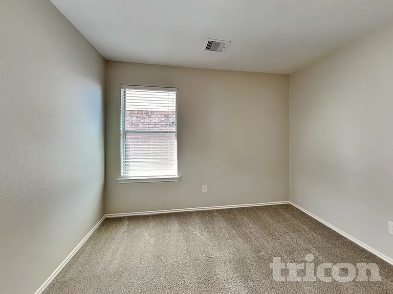 23319 Dukes Run Dr — Photo 12