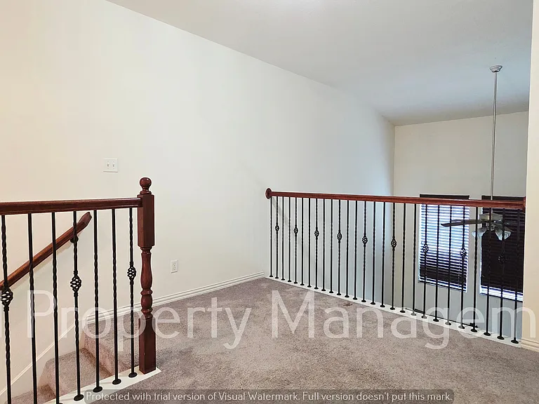 3676 Vienna St — Photo 16