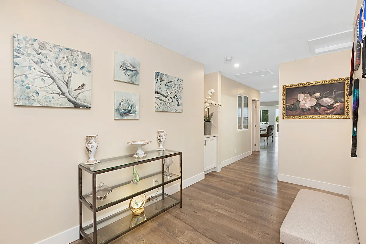 3 bed, 1560 sqft, $4,395 — Photo 4