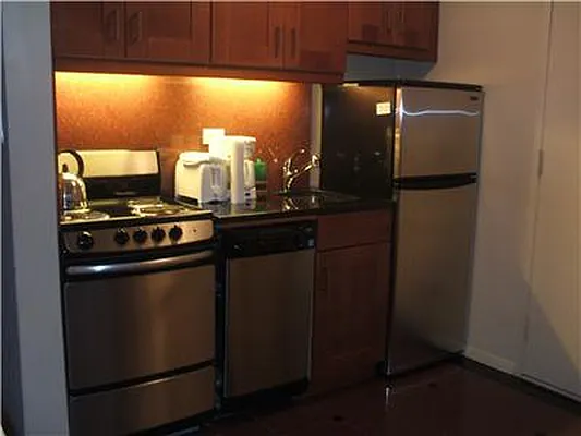 Rented by Empire State Properties | media 39