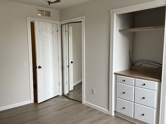 5th image of 23467 Stonehenge Blvd #1