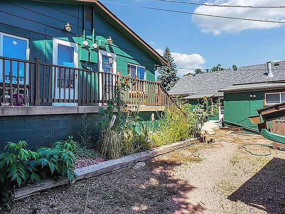2nd image of 601 Manitou Ave #4