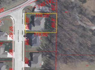 4112 Creve Coeur Dr, Columbia, MO 65202