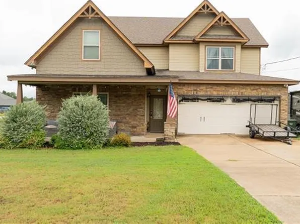 1 Buckeye Ct, Fort Mitchell, AL 36856