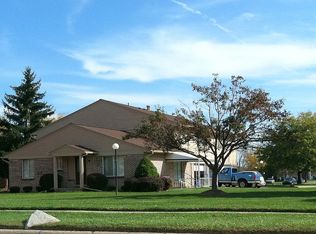 51234 Johns Dr, Chesterfield, MI 48047