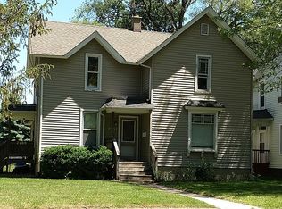 2207 Latham St, Rockford, IL 61103
