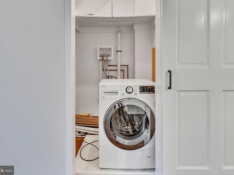 220 N Thomas St #3 — Photo 13