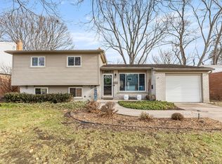 2817 Lillian Rd, Ann Arbor, MI 48104