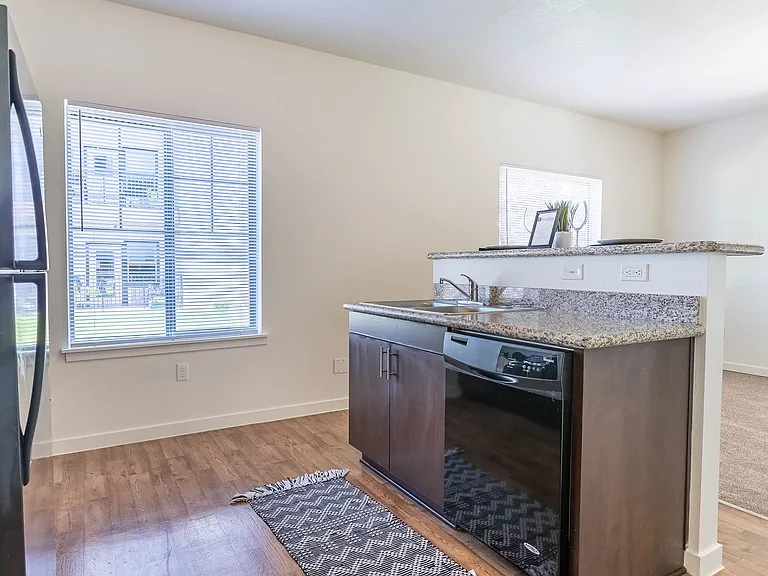 Riverplace Apartment Homes — Photo 40
