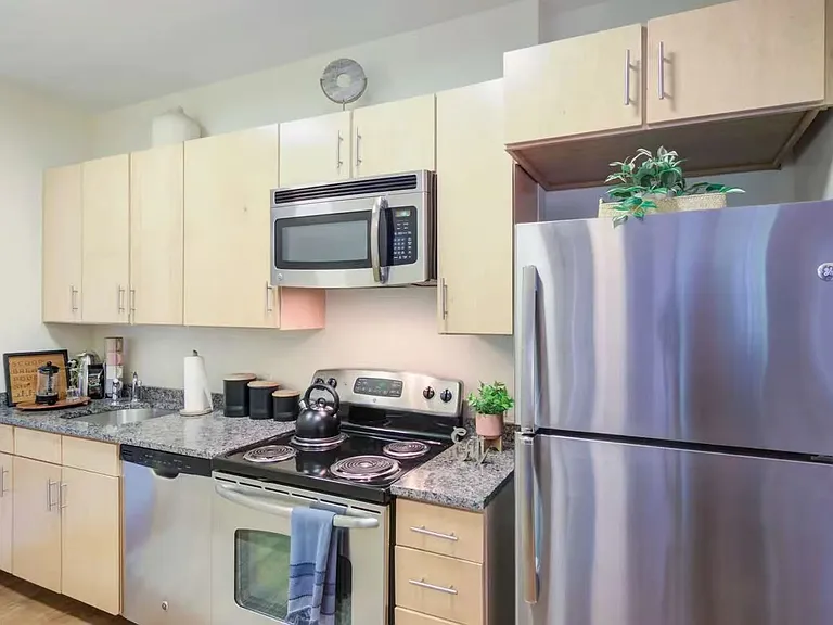 257 Thayer St #202A — Photo 2